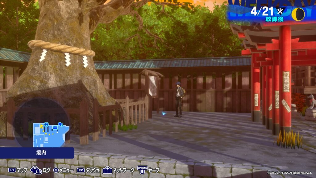 境内 立札の下